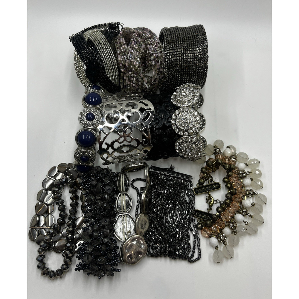 Jewelry Bracelet Lot Set of 13 Bracelets Stretch Beaded Cuff Jewelry Wearable